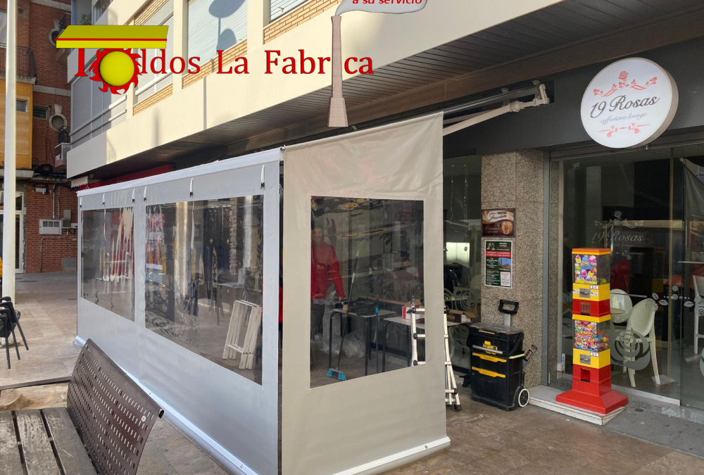 Pérgola Instalada en Cafetería de Valencia